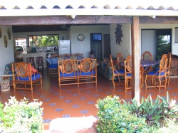 Filename=013-troncones_bungalo.jpg
Filesize=408KB
Dimensions=1365x1024
Date added=Sep 19, 2007 013-troncones_bungalo.jpg